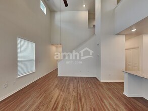 2721 Meadowood Heights in New Braunfels, TX - Building Photo - Building Photo