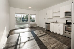 54 Woodstock ~ Studios & One Bedrooms ~ Gr... in Portland, OR - Building Photo