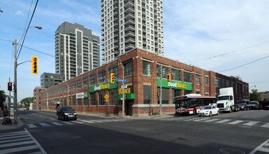 Fuse Condominiums Phase 1 in Toronto, ON - Building Photo - Building Photo