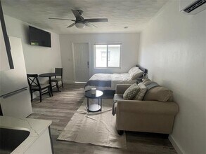 1133 NE 15th Ave in Fort Lauderdale, FL - Building Photo - Building Photo