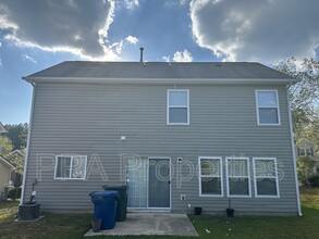 408 Pebblestone Dr in Durham, NC - Foto de edificio - Building Photo