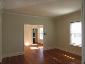 144 Prospect Ave in Middletown, NY - Building Photo - Building Photo