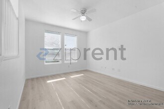 10923 Tower Park Dr in Rancho Cordova, CA - Foto de edificio - Building Photo