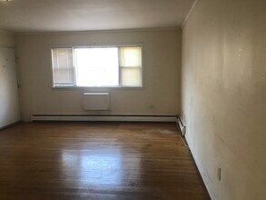 80 Howe Ave in Passaic, NJ - Building Photo - Building Photo