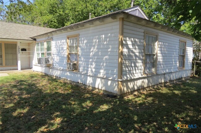 1903 Duncan Ave in Killeen, TX - Building Photo - Building Photo