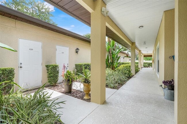 7842 Holiday Isle Cir in Belle Isle, FL - Building Photo - Building Photo