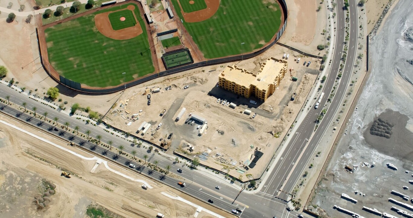 Ciudad Reina in Goodyear, AZ - Building Photo