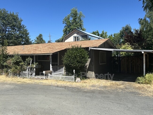property at 1481 Fruitdale Dr