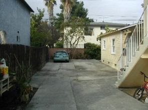 11425 Albers St in North Hollywood, CA - Building Photo - Building Photo