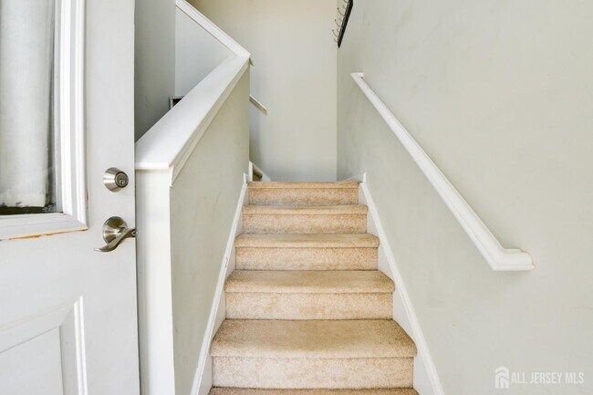 38 Lackland Ave in Piscataway, NJ - Building Photo - Building Photo