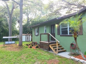 11756 SE 62nd Ave in Belleview, FL - Building Photo - Building Photo