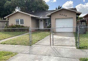 7306 Lakewood Dr in Houston, TX - Building Photo