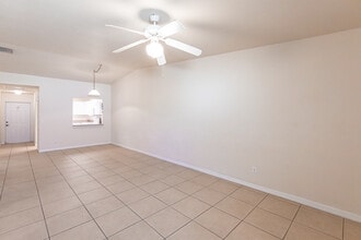 1321 SE 8th Ave in Cape Coral, FL - Building Photo - Building Photo