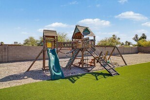 6315 E Delcoa Ave in Scottsdale, AZ - Building Photo