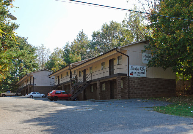 Starlight Valley Apartments in Winston-Salem, NC - Building Photo - Building Photo