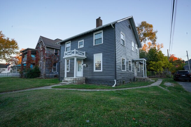 417 W 9th St in Anderson, IN - Foto de edificio - Building Photo