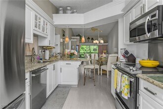 3920 Leeward Passage Ct in Bonita Springs, FL - Foto de edificio - Building Photo