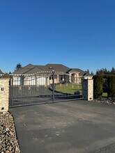 4208 NW 321st St in Ridgefield, WA - Foto de edificio - Building Photo