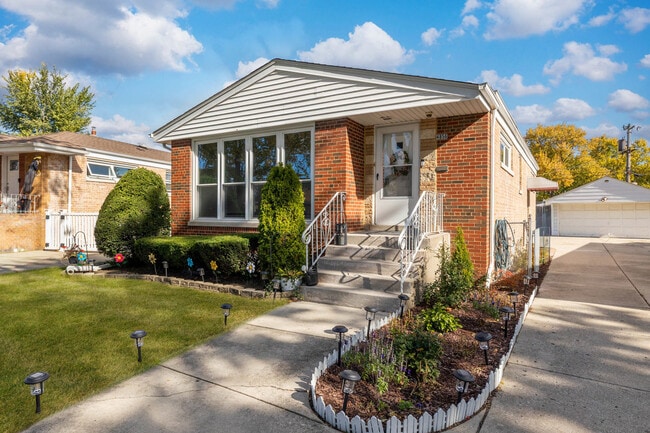 4856 Wick Dr in Oak Lawn, IL - Building Photo - Building Photo