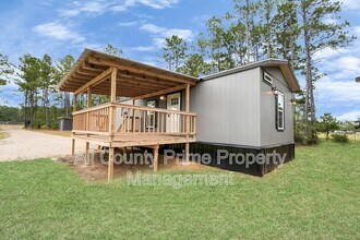 1556 Brown Rd in Willis, TX - Building Photo - Building Photo