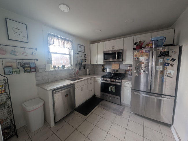 3608 Pary Ave in Brentwood, PA - Building Photo - Building Photo