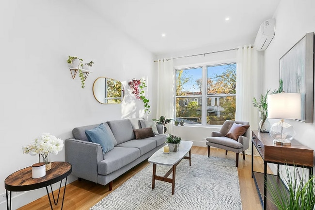 property at 1296 Park Pl