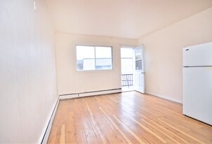 5665 Boul Henri-Bourassa E in Montréal, QC - Building Photo