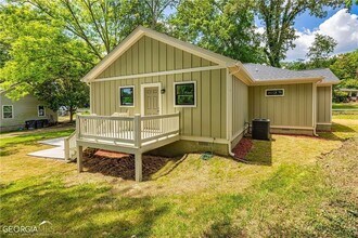 106 Maple St in Villa Rica, GA - Building Photo - Building Photo