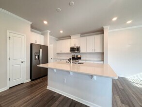 400 Hazy Hills Ln in Garner, NC - Foto de edificio - Building Photo