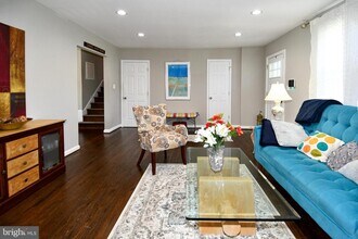 5815 Arbroath Dr in Clinton, MD - Building Photo - Building Photo