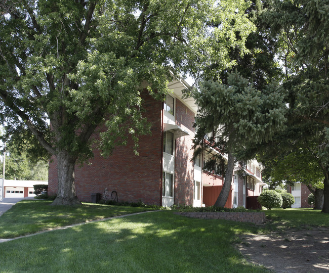 Walnut Hill Apartments in Omaha, NE - Building Photo - Building Photo