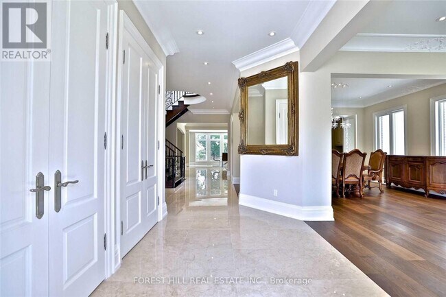126 Beechwood Ave in Toronto, ON - Building Photo - Building Photo