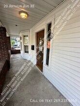 20 Arthur Ave NE in Grand Rapids, MI - Foto de edificio - Building Photo