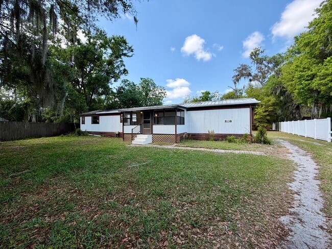 property at 5138 Rollinglen Loop W