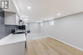5 East Dr in Toronto, ON - Building Photo - Building Photo