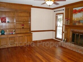 106 Whispering Pines Ct in Cary, NC - Building Photo - Building Photo