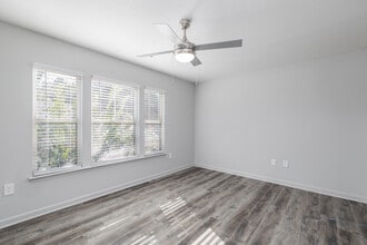 Columbia Peoplestown in Atlanta, GA - Building Photo - Interior Photo