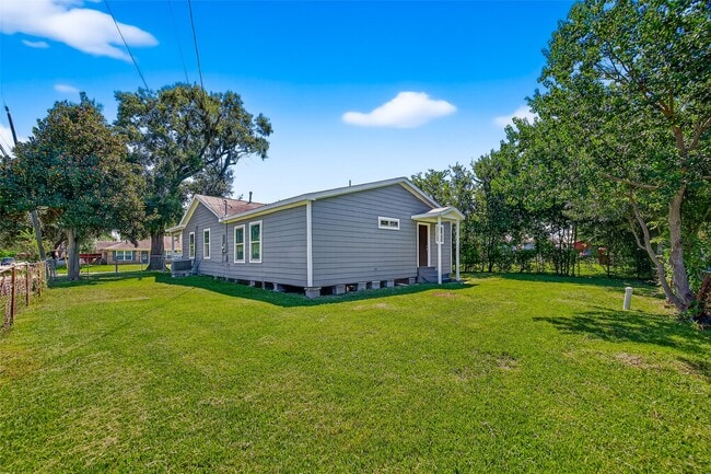 property at 2217 10th St