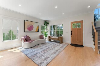 49 Fayette Rd in Scarsdale, NY - Building Photo - Building Photo