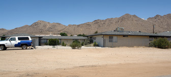 16010 Serrano Rd in Apple Valley, CA - Building Photo