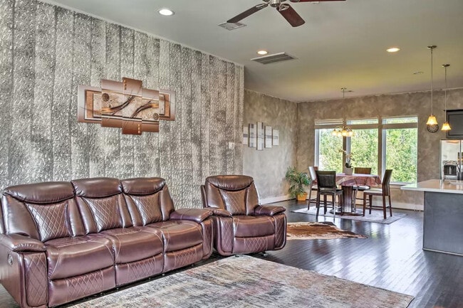 property at 2107 Stuart St