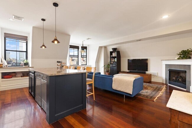 property at 676 Tremont St