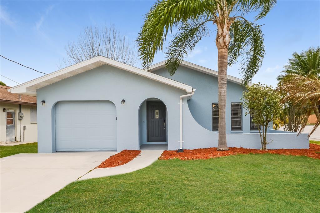 1187 Bacon Ave in Sarasota, FL - Building Photo