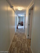 8385 Marx Dr in North Fort Myers, FL - Building Photo - Building Photo