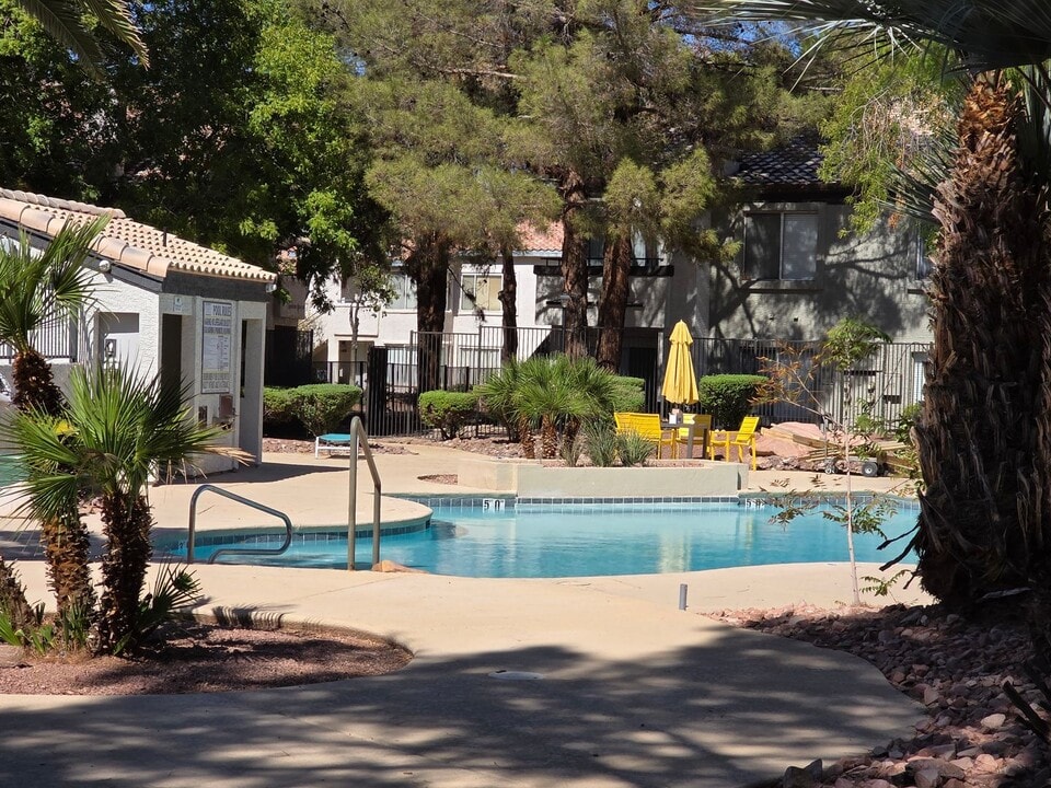 3105 Casey Dr in Las Vegas, NV - Building Photo