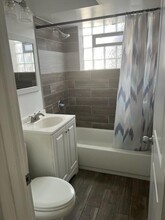 8741 S Cottage Grove Ave in Chicago, IL - Building Photo - Building Photo