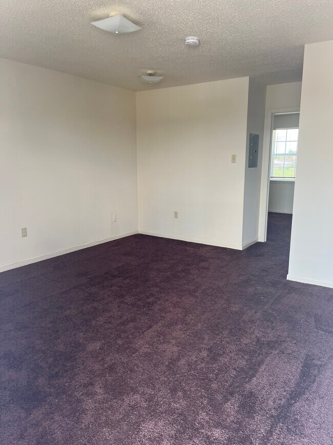 2801 Huey P Long Ave in Gretna, LA - Building Photo - Building Photo