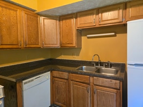 3421 Donna Kay Dr in Nashville, TN - Building Photo - Building Photo