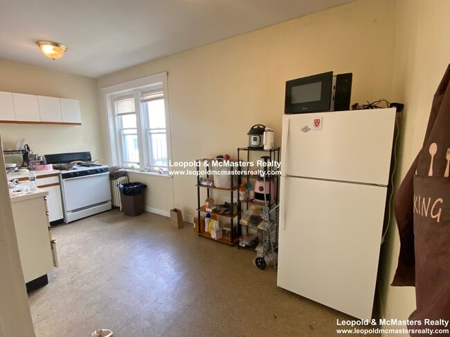 51 Linden St, Unit 15