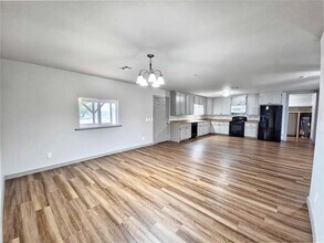 2750 Cobalt Ct NW in Piedmont, OK - Building Photo - Building Photo
